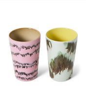 Afbeelding in Gallery-weergave laden, 70s ceramics: tea mugs, baroque (set of 2)
KST0152
