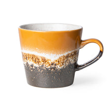 Afbeelding in Gallery-weergave laden, HKliving Cappuccino mok 70&#39;s ceramic - Fire
